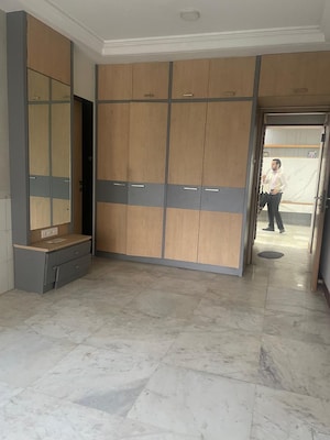 Bedroom in 2 BHK Apartment at Sindhi Society, Chembur – for Sale