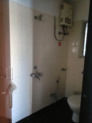 Master Bedroom in 2 BHK Apartment at Lalani Velentine Apartment 1 Wing D, Malad East – for Rent