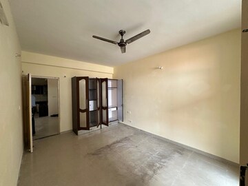 2 BHK Apartment For Rent in Omaxe Heights, Sector 86