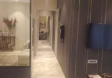 Building Lobby in 3 BHK Apartment at Shapoorji Pallonji Sarova, Kandivali East – for Sale