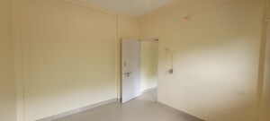 Room in 1 BHK Apartment at Sapphire Lakeside, Powai – for Rent