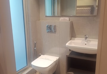Bathroom in 3 BHK Apartment at Shapoorji Pallonji Sarova, Kandivali East – for Sale
