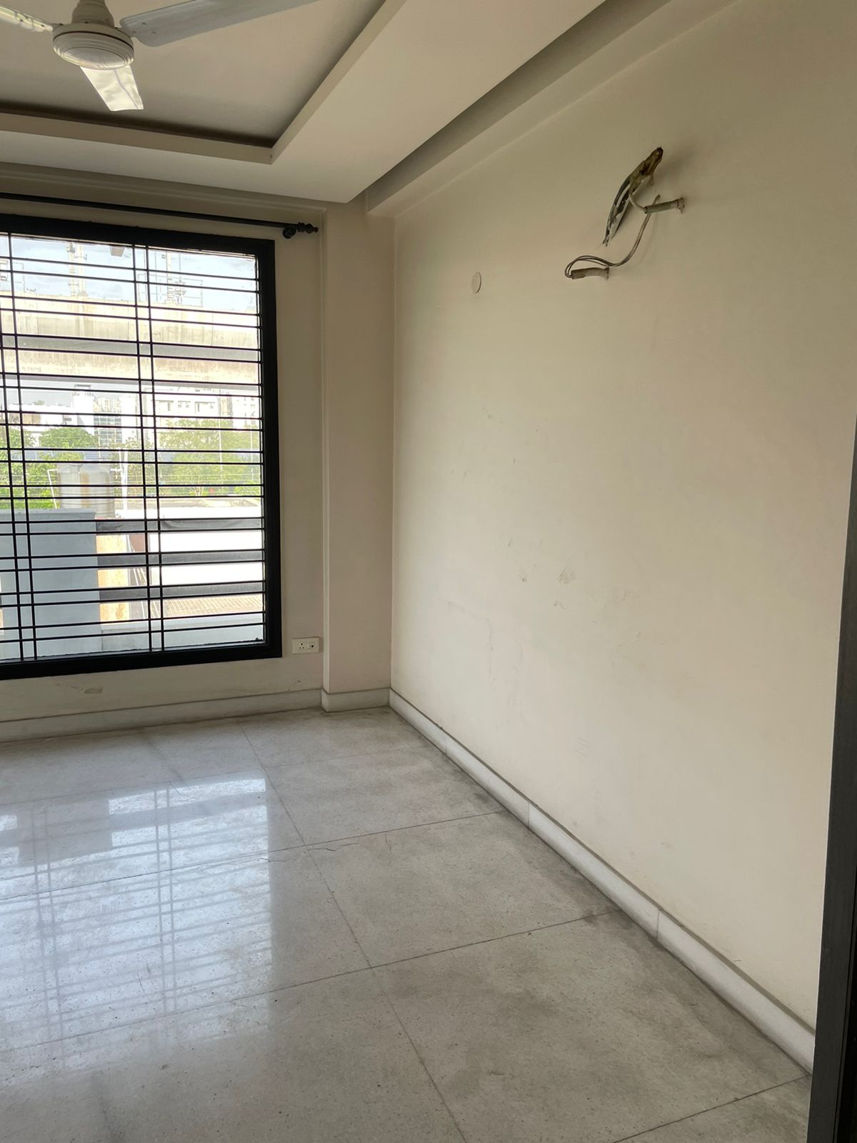 2.5 BHK + Extra Room Apartment For Rent in Jaypee Greens Kosmos