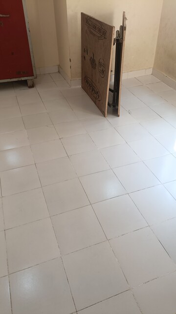 Bathroom in 2.5 BHK Apartment at Jaypee Greens Kosmos, Sector 134 – for Rent