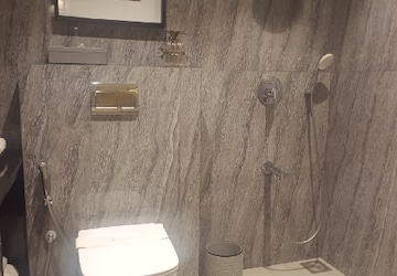 Bathroom in 3 BHK Apartment at Shapoorji Pallonji Sarova, Kandivali East – for Sale