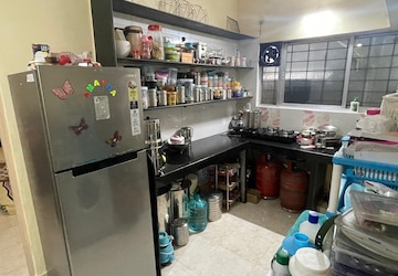 Master Bedroom in 1 BHK Apartment at Chandan Nagar – for Rent