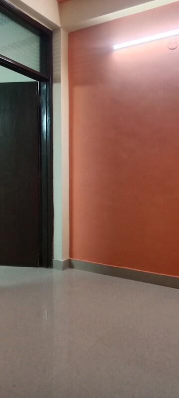 Room in 1 BHK Builder Floor at Saket – for Rent