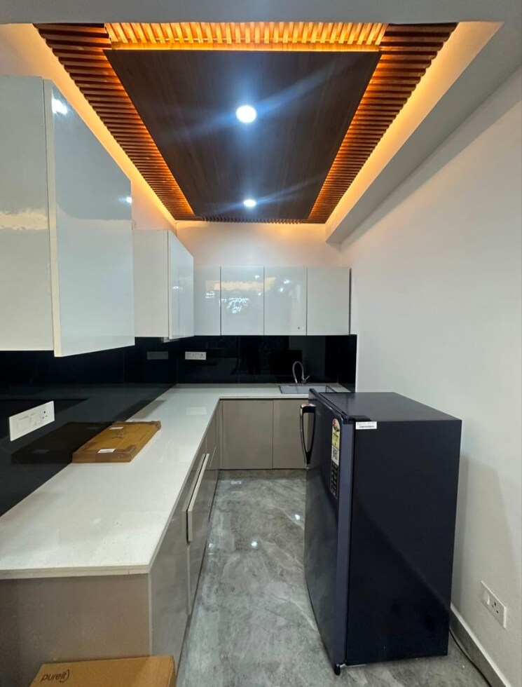 Kitchen, freedom fighters enclave 2 Bedroom 1000 Sq.Ft. Apartment In Freedom Fighters Enclave Delhi 9337712