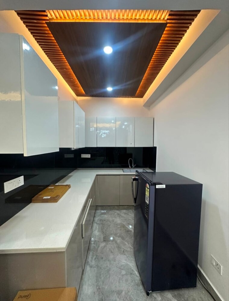 Kitchen, freedom fighters enclave 2 Bedroom 1000 Sq.Ft. Apartment In Freedom Fighters Enclave Delhi 9337712