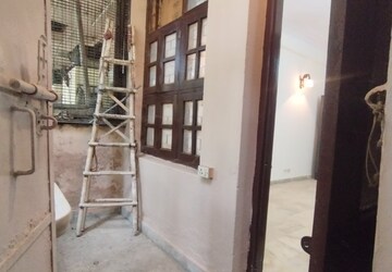 Building Lobby in 3 BHK Builder Floor at Shivalik Colony – for Rent