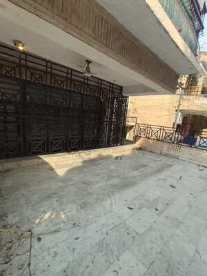 3 BHK Builder Floor – Exterior View View at Shivalik Colony - for Rent