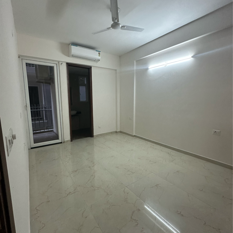 Room, smart-world-gems 3.5 Bedroom 1494 Sq.Ft. Apartment In Sector 89 Gurgaon 9337843