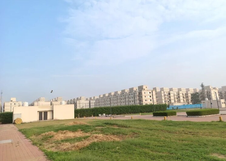 Exterior View, signature-global-park-4-and-5 3 Bedroom 1120 Sq.Ft. Builder Floor In Sohna Sector 36 Gurgaon 9337830