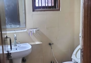 Bathroom in 3 BHK Apartment at SRS Royal Hills, Sector 87 – for Rent