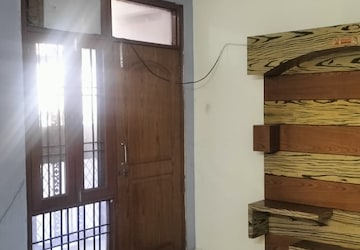 Room in 3 BHK Apartment at SRS Royal Hills, Sector 87 – for Rent