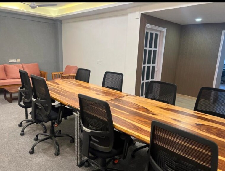 Team Area, greater kailash ii Commercial Office Space 1500 Sq.Ft. In Greater Kailash ii Delhi 9337915