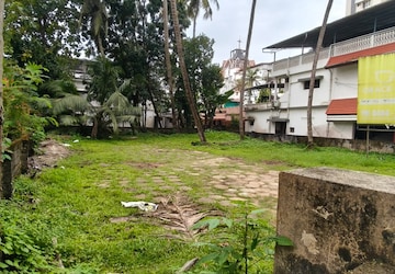 Plot For Sale in Elamkulam