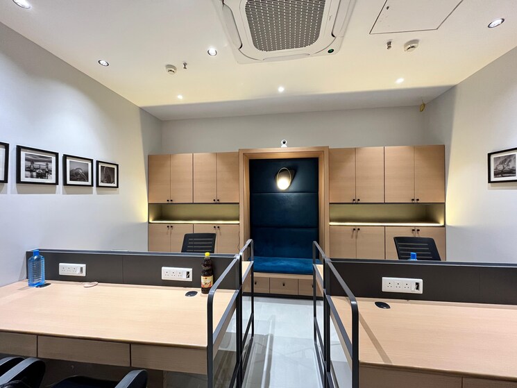 Team Area, mani-casadona Commercial Co Working Space 525 Sq.Ft. In New Town Kolkata 9338066