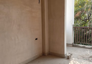 Building Lobby in 3 BHK Builder Floor at Sector 4 – for Sale