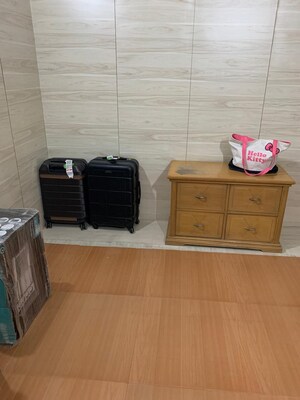 Furnished Amenities in 3 BHK Builder Floor at Sushant Lok I – for Sale