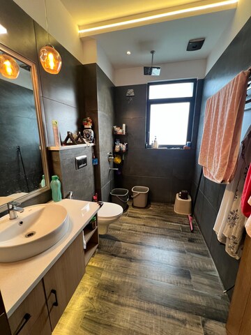 Master Bedroom in 3 BHK Builder Floor at Sushant Lok I – for Sale