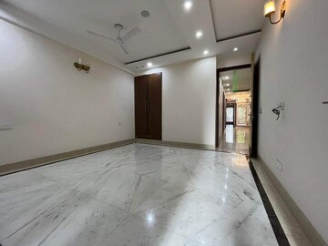 Room in 4 BHK Apartment at Chattarpur – for Sale