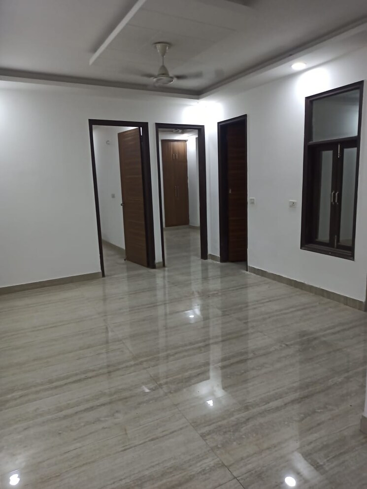 Room, chattarpur 3 Bedroom 1000 Sq.Ft. Apartment In Chattarpur Delhi 9338240