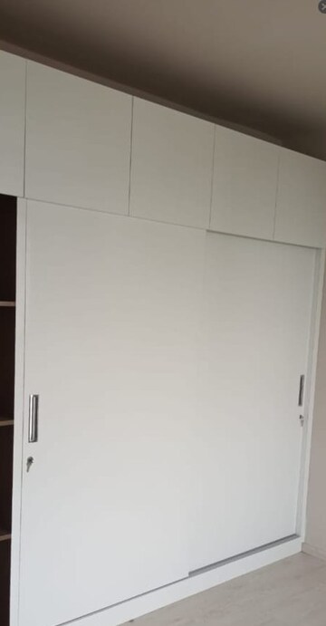 Room in 3.5 BHK Apartment at M3M Heights, Sector 65 – for Rent