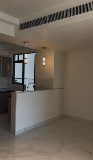 Room in 3.5 BHK Apartment at M3M Heights, Sector 65 – for Rent