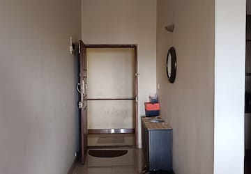 Bathroom in 3 BHK Apartment at Mantri Elegance, Bannerghatta Road – for Sale