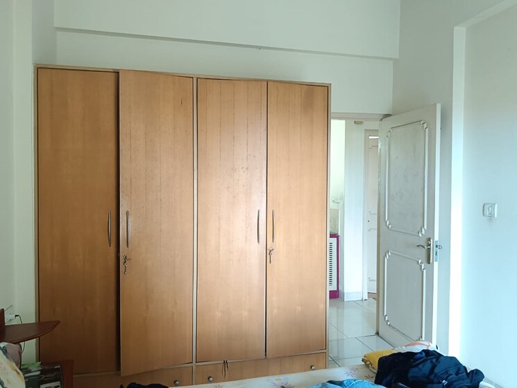 Bedroom, mantri-elegance 3 Bedroom 1625 Sq.Ft. Apartment In Bannerghatta Road Bangalore 9338288