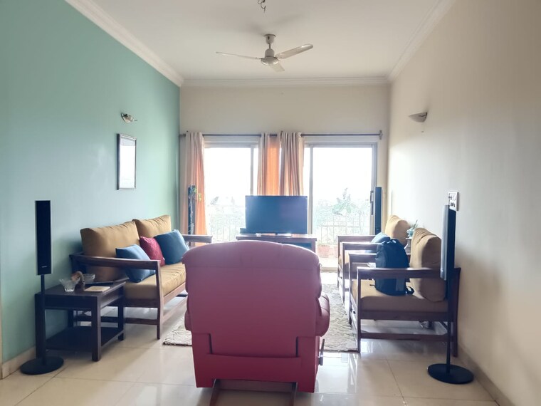 Living Room, mantri-elegance 3 Bedroom 1625 Sq.Ft. Apartment In Bannerghatta Road Bangalore 9338288