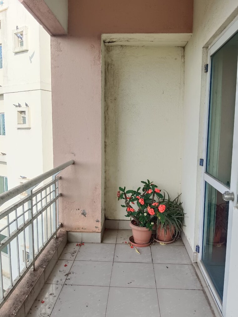 Balcony, mantri-elegance 3 Bedroom 1625 Sq.Ft. Apartment In Bannerghatta Road Bangalore 9338288