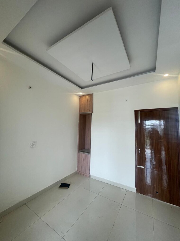 Room, kharar 3 Bedroom 75 Sq.Yd. Independent House In Kharar Mohali 9338361