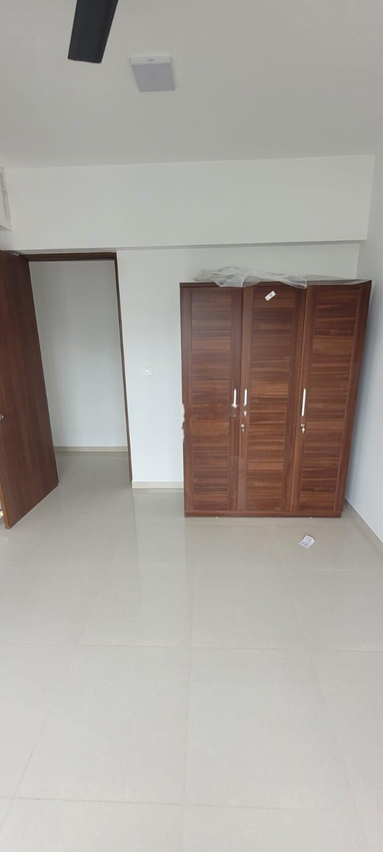 Room, kalpataru-immensa 3 Bedroom 996 Sq.Ft. Apartment In Kolshet Road Thane 9338391