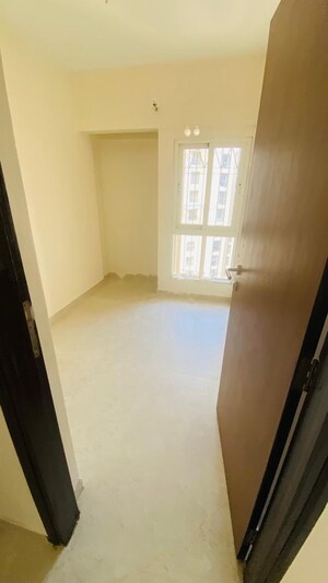2 BHK Apartment For Rent in Runwal Eirene, Balkum Pada