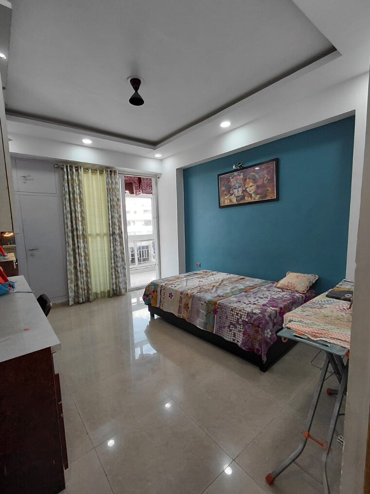 Bedroom, amrapali-royal 3 Bedroom 1265 Sq.Ft. Apartment In Vaibhav Khand Ghaziabad 9338489
