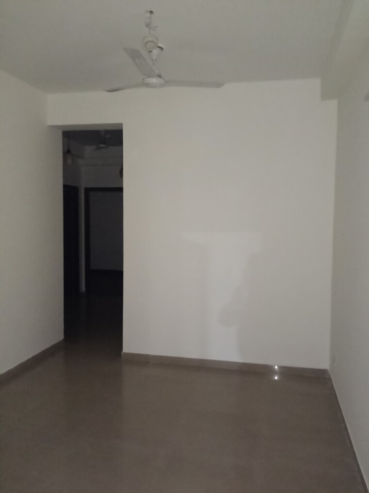 Room, gaur-city-1st-avenue 3.5 Bedroom 1560 Sq.Ft. Apartment In Sector 4 Greater Noida Greater Noida 9338508