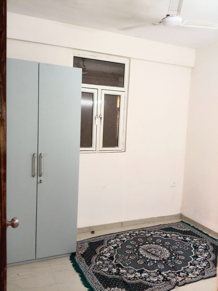 Room, gaur-city-1st-avenue 3.5 Bedroom 1560 Sq.Ft. Apartment In Sector 4 Greater Noida Greater Noida 9338508