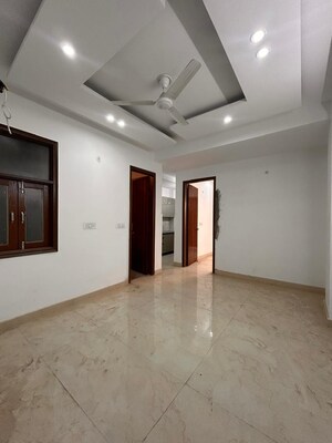 Room in 2 BHK Builder Floor at Palm Residency Chhatarpur, Chattarpur – for Rent