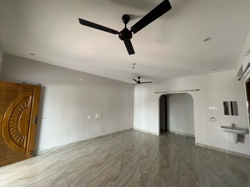  Office Space – Exterior View View at Kallikuppam - for Rent