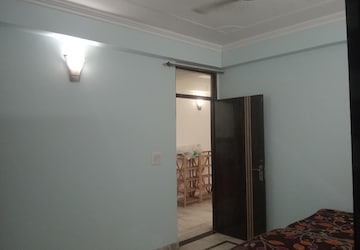 Room in 1 BHK Builder Floor at Saket – for Rent