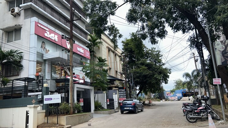 Exterior View, madhapur Commercial Office Space 15000 Sq.Ft. In Madhapur Hyderabad 9338641