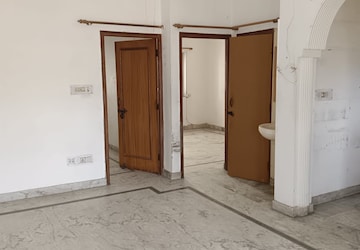 Room in 2 BHK Independent House at Panditwari – for Rent