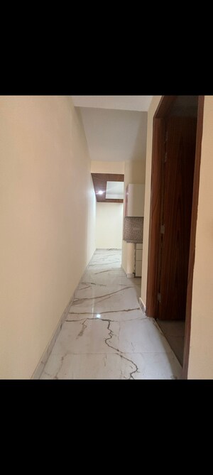 Building Lobby in 1 BHK Builder Floor at Saket – for Rent