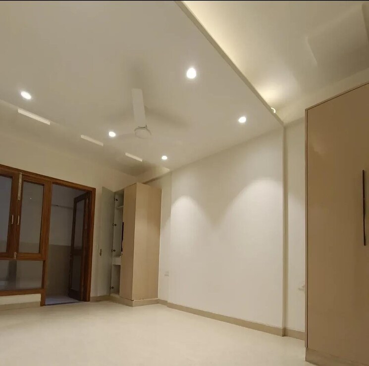 Room, chattarpur 3 Bedroom 1200 Sq.Ft. Apartment In Chattarpur Delhi 9338642