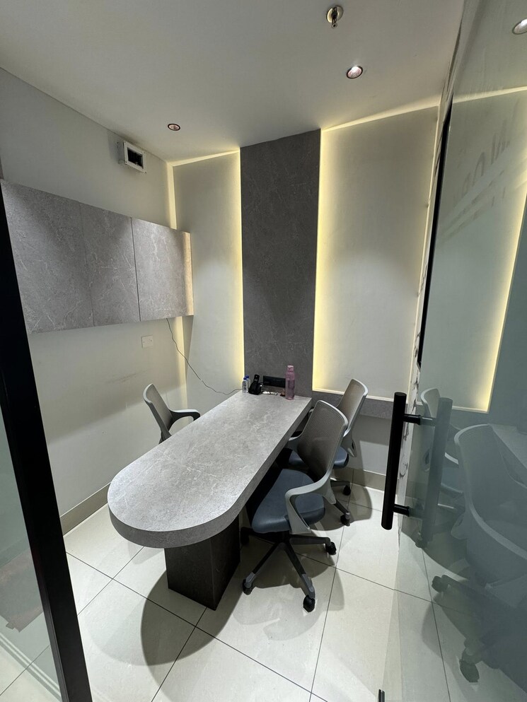 Team Area, new town Commercial Office Space 650 Sq.Ft. In New Town Kolkata 9338829