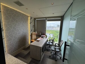  Office Space For Rent in New Town