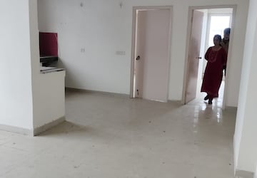 Room in 3 BHK Apartment at Value Meadows Vista, Raj Nagar Extension – for Sale