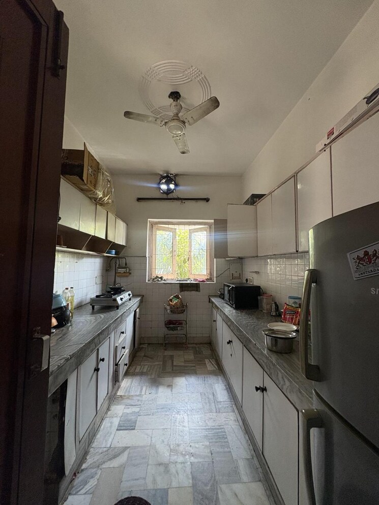 Kitchen, greater kailash 1 RK 900 Sq.Ft. Builder Floor In Greater Kailash Delhi 9339036